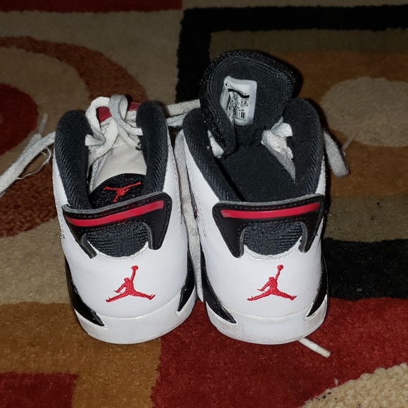 Shoes - Picture 3 of 4